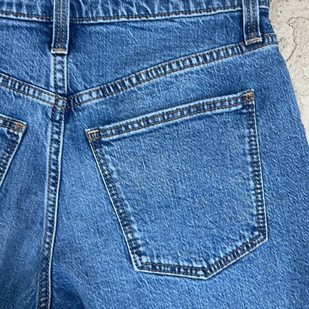 Universal Thread Goods Co High Rise Vintage Bermuda Cutoff Denim Shorts 4 - Picture 7 of 13